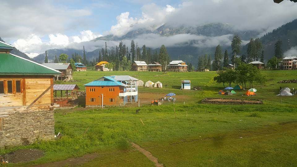 A Complete Guide to the Best Natural Wonders of Kashmir, Pakistan