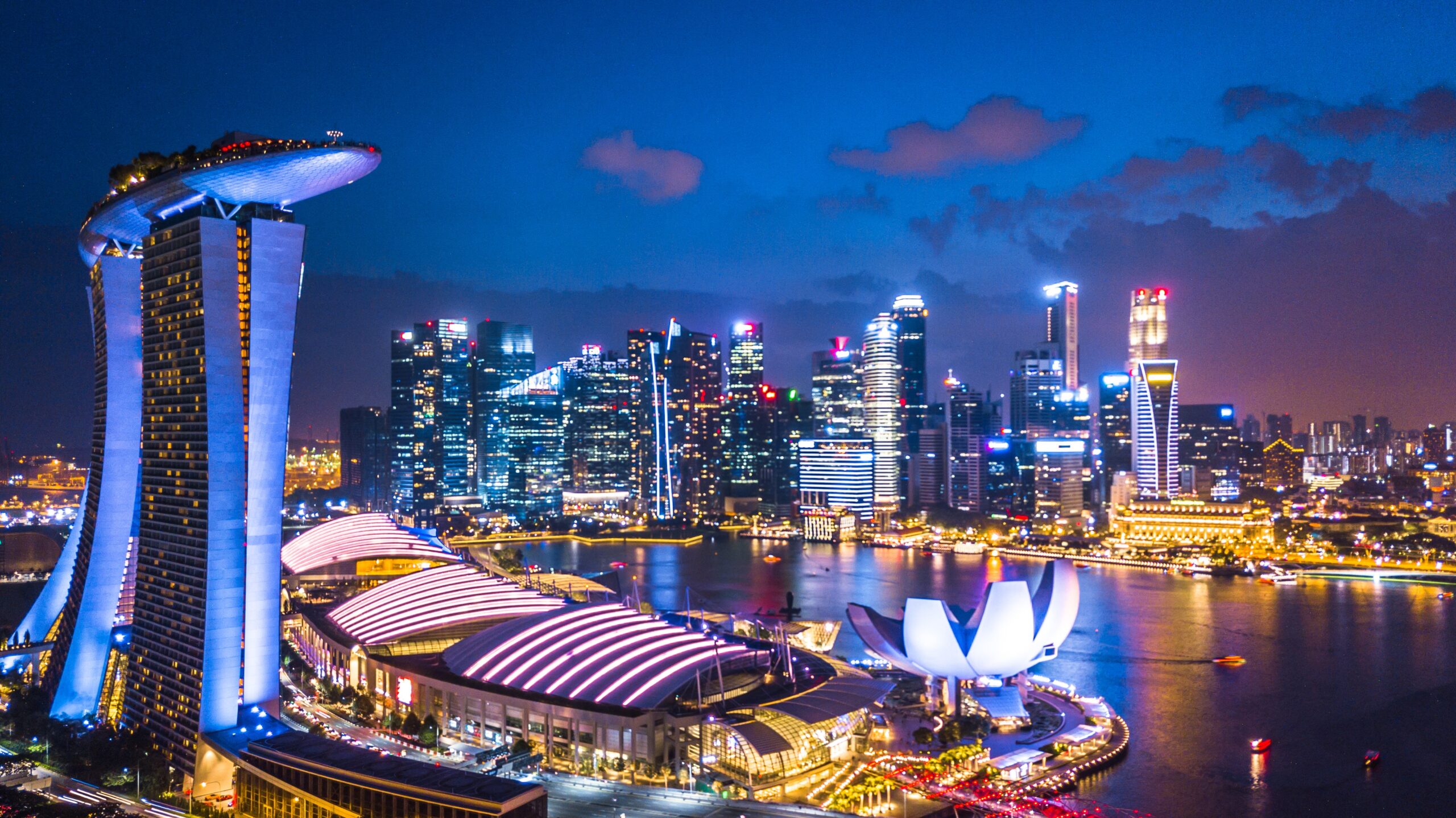Experience the Magic of Singapore