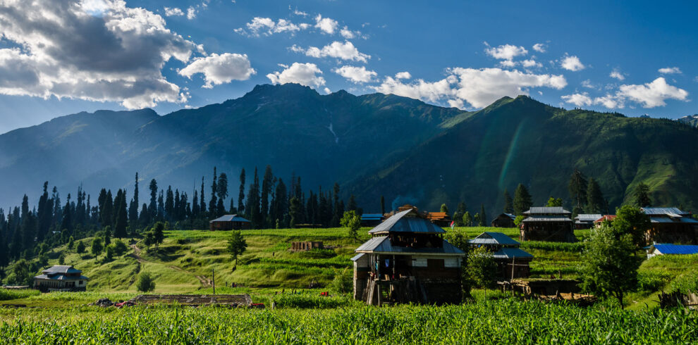 6 Days Tour Package To Shogran | Neelum Valley AJK