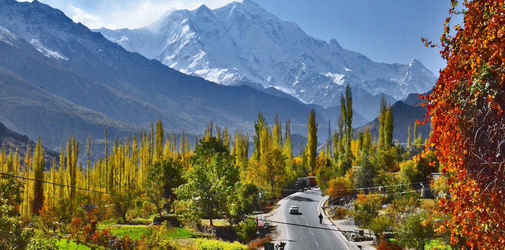6 Days Family Tour Package To Hunza