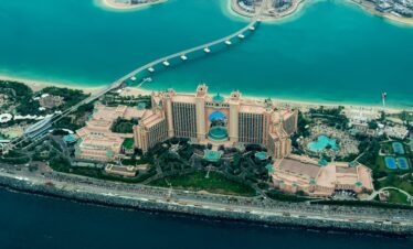 Dubai-Abu Dhabi | Affordable Twin-City Tour