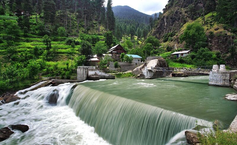 9 Days Family Tour Package To Hunza and Neelum Valley