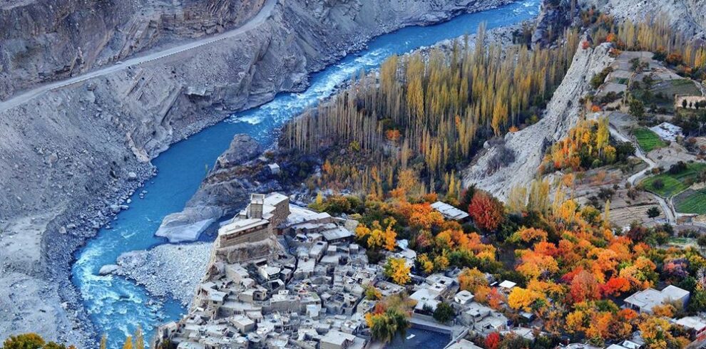Hunza tour package for domestic and foreigners tourists
