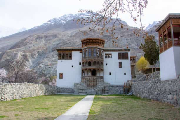 khaplu-palace-skardu-valley