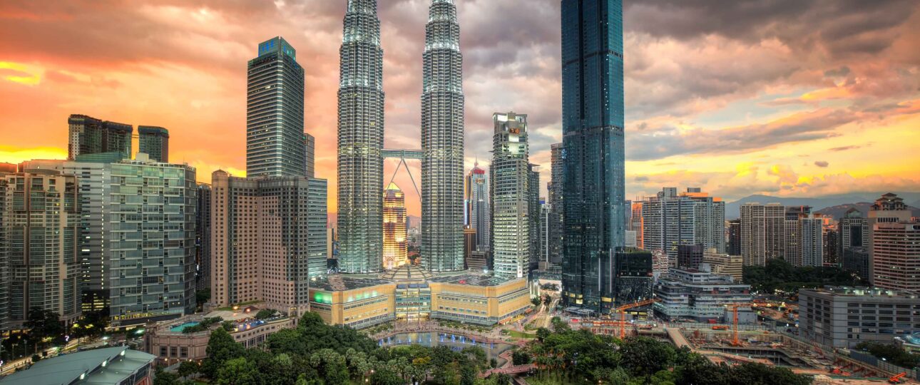 Malaysia 5-Day Tour Package From Pakistan Itinerary, Cost & Travel Guide Online Now!